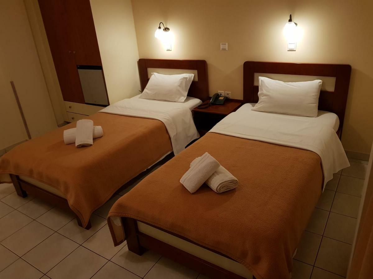 Hotel Nevada Kalamata Extérieur photo