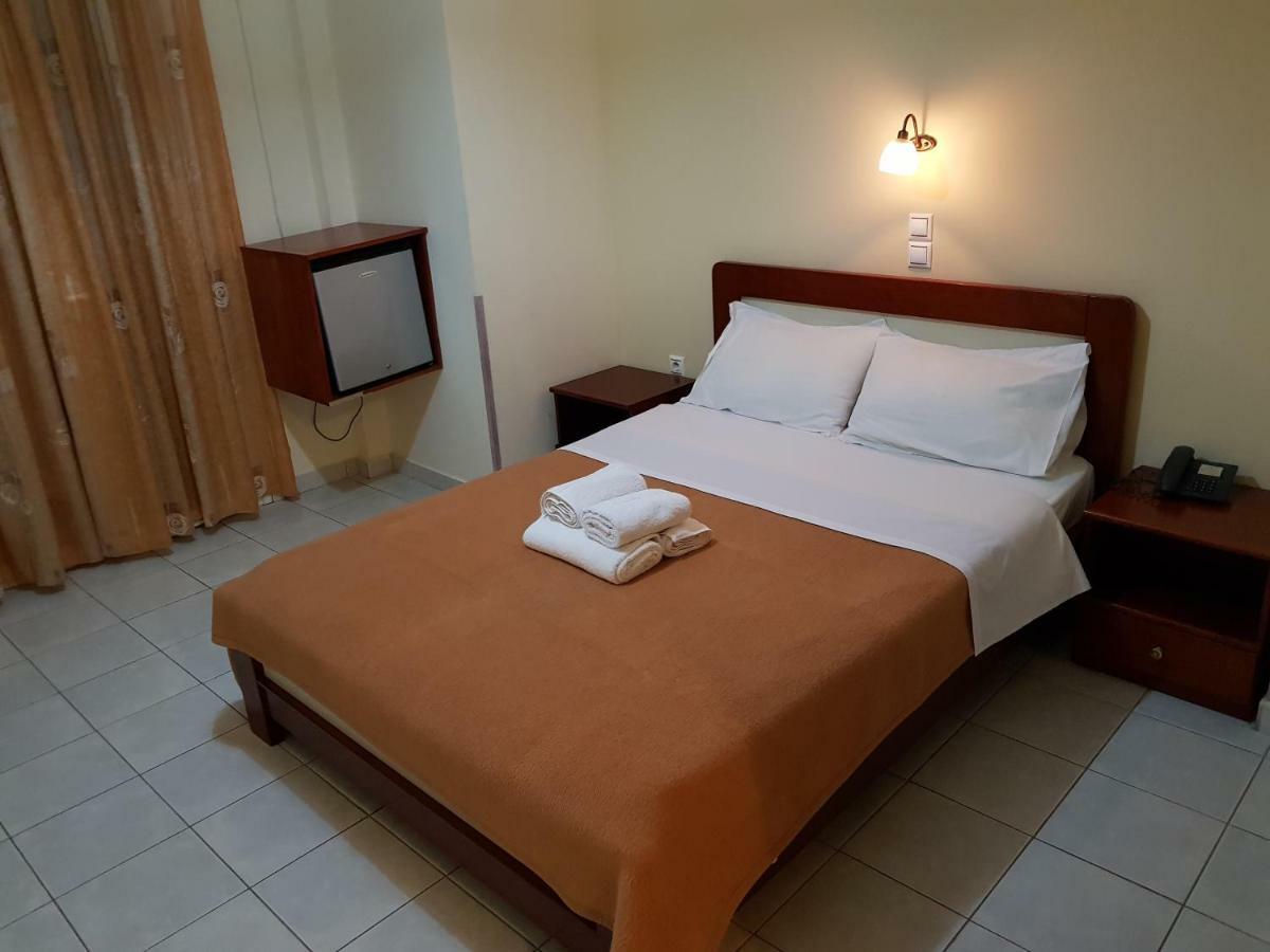 Hotel Nevada Kalamata Extérieur photo